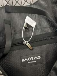 Picture of Issey Miyake Handbags _SKUfw206418200fw